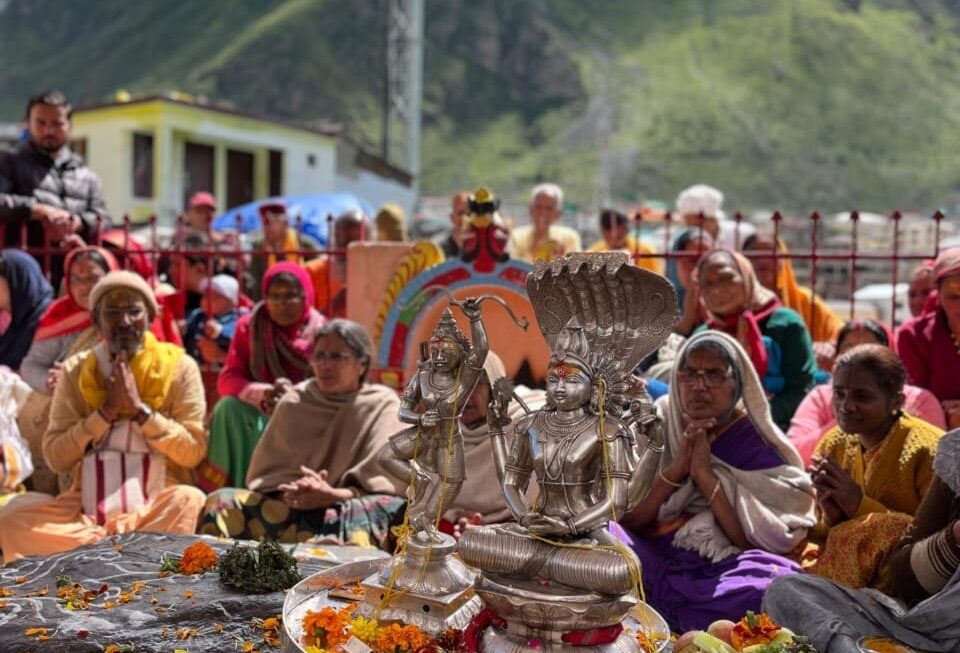 श्री बदरीनाथ धाम में श्री नर- नारायण जयंती का समापन, लीला स्थली में अभिषेक पश्चात विग्रह डोली मां नंदा मंदिर बामणी पहुंची