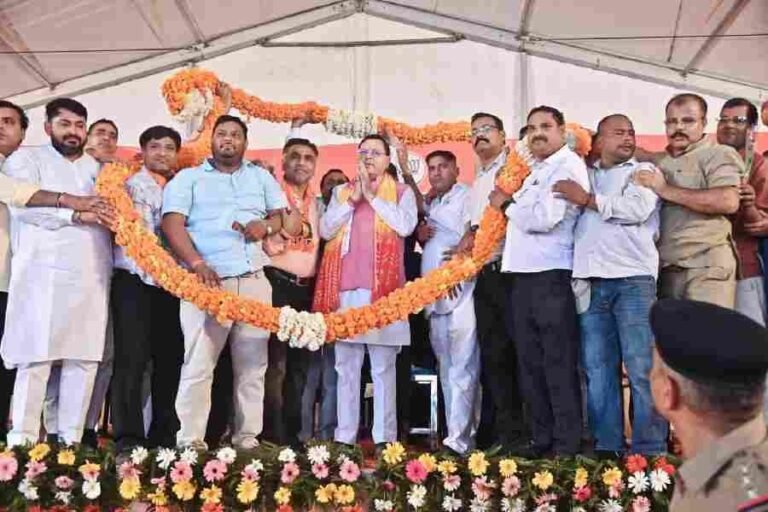 समान नागरिक संहिता कानून लागू करने पर विधानसभा मंगलोर में आयोजित की गई धन्यवाद रैली, मुख्यमंत्री धामी हुए शामिल