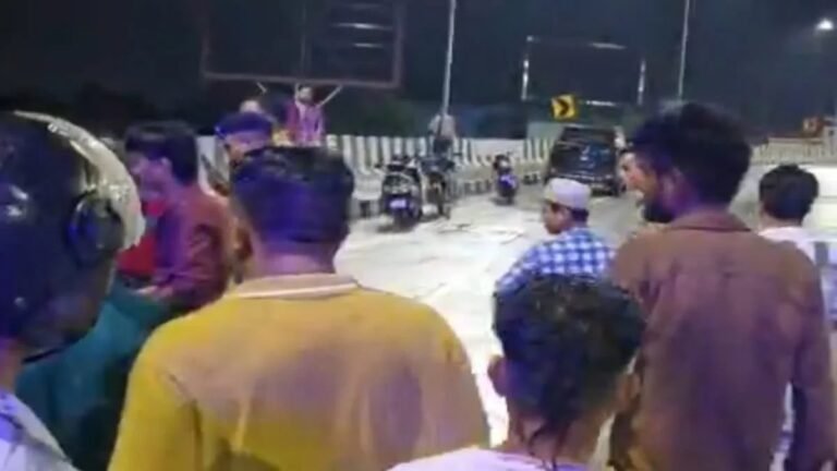 हल्द्वानी में भीषण सड़क हादसा, स्कॉर्पियो की टक्कर से स्कूटी सवार चार युवकों की मौत